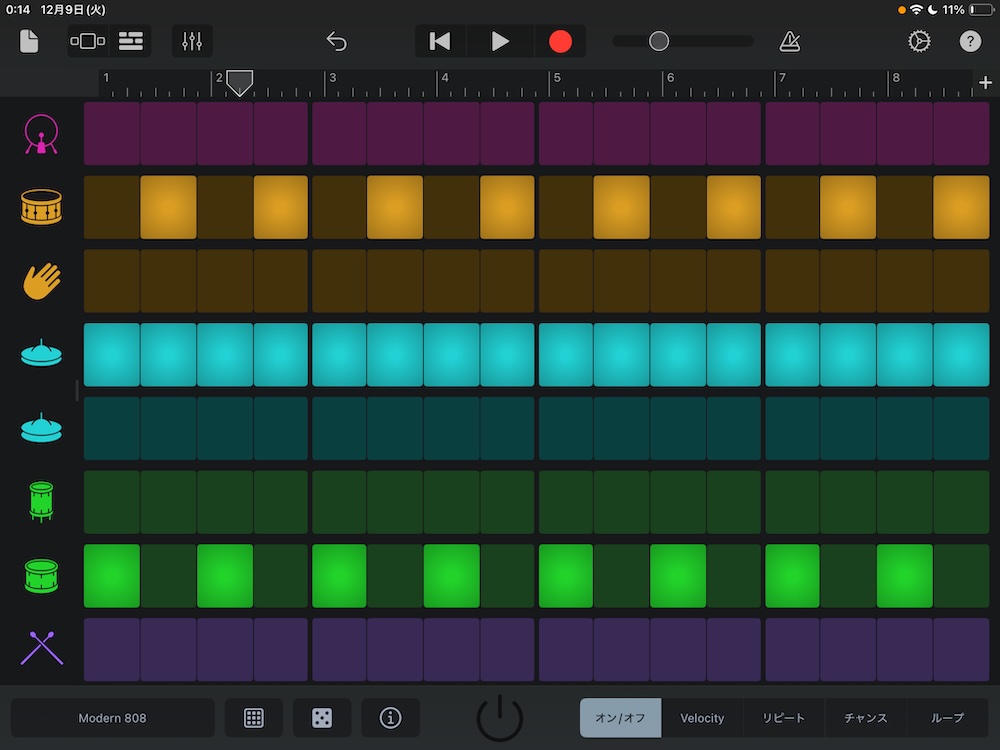 機材を使った本格的な制作環境